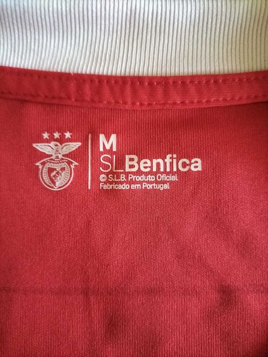Vendo camisola oficial do Benfica em ótimo estado.