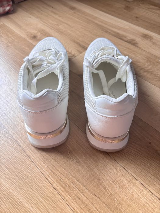 Buty sneakers firmy Mexx