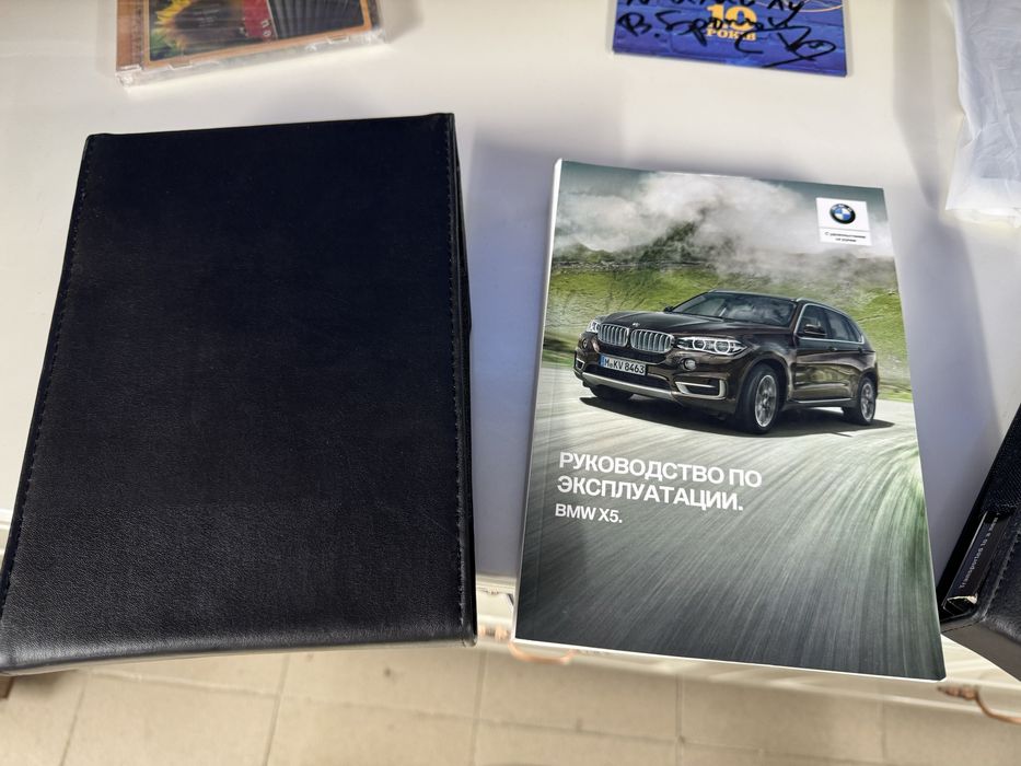Продам оригинальную новую кожанную папку BMW для сервисных документов