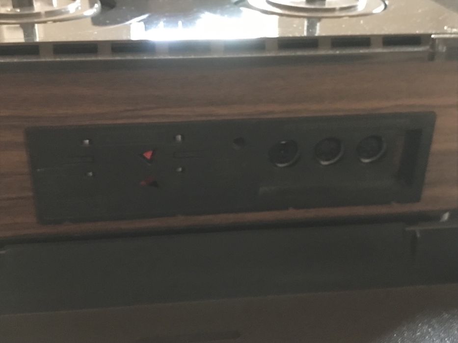 Gravador de fita Grundig TK 145 de luxe