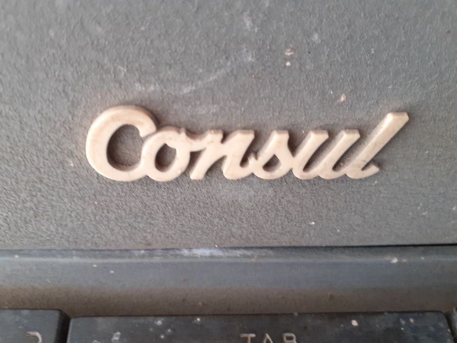 Maszyna do pisania Consul