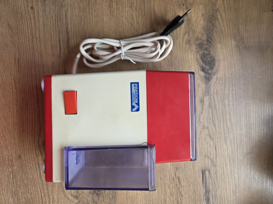 Młynek do kawy Predom 81S