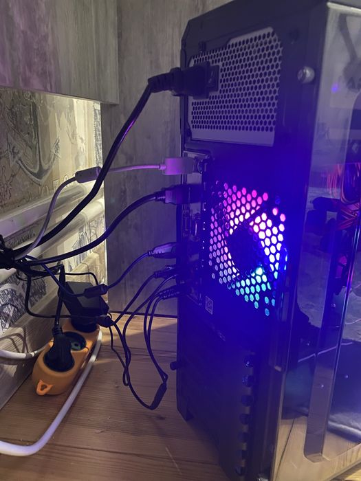 Продаю ігровий блок в повному комплекті