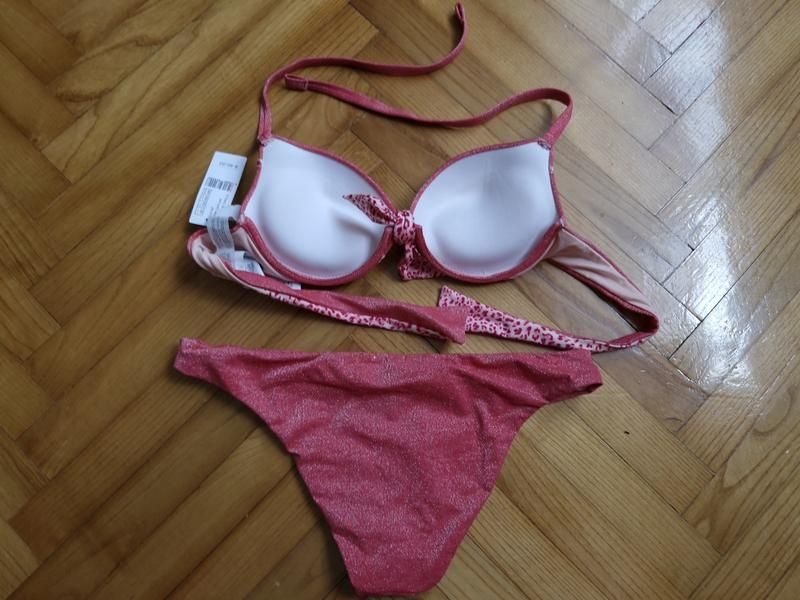 Calzedonia-новий роздільний купальник, верх-75b, низ-s