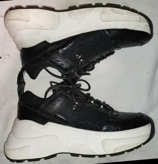 buty stradivarius 35 sneakersy #382