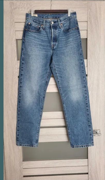 Джинси жіночі фірма Levis
