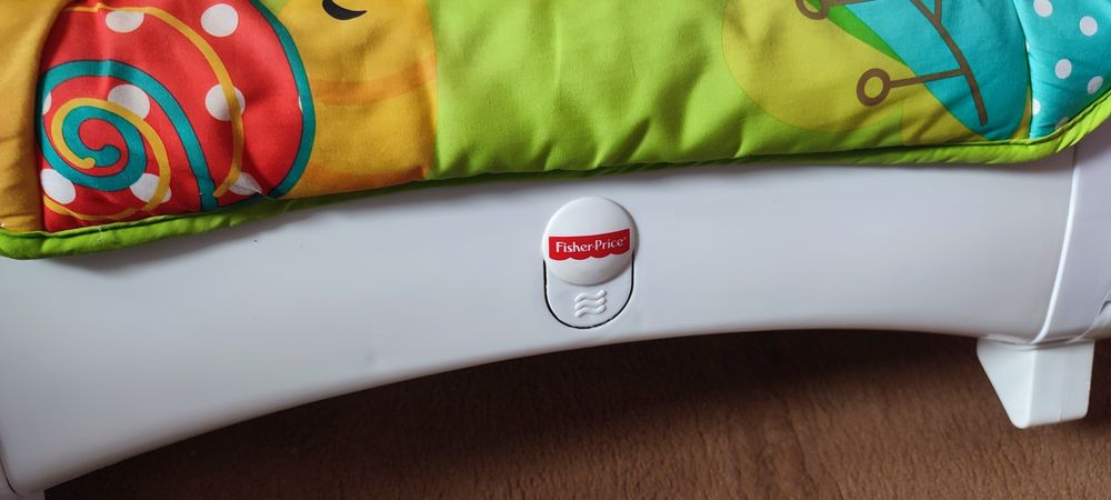 Fisher-Price
Fisher-PriceКрісло-гойдалка шезлонг
Fisher-Price