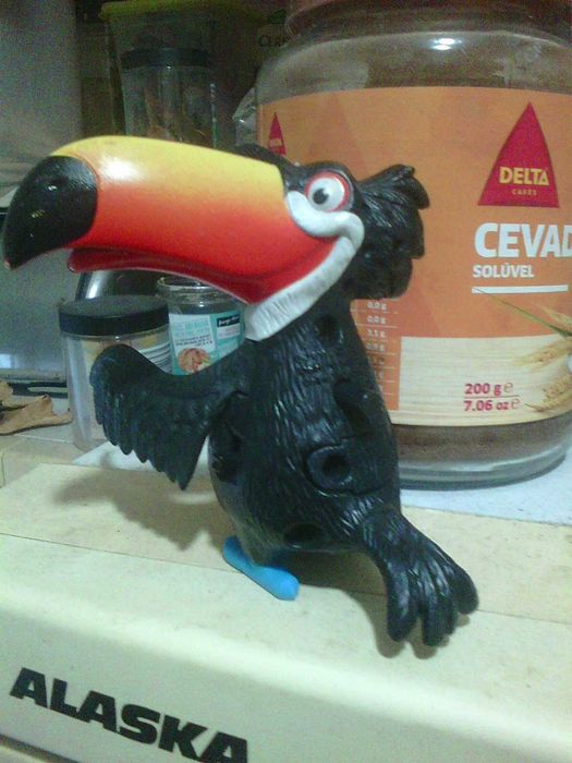 tucano rafael filme rio boneco