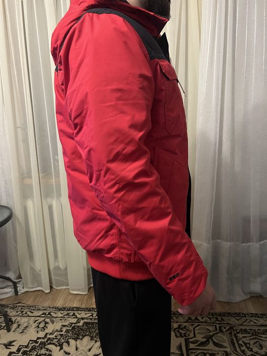 Продаю нову оригінальну куртку TNF