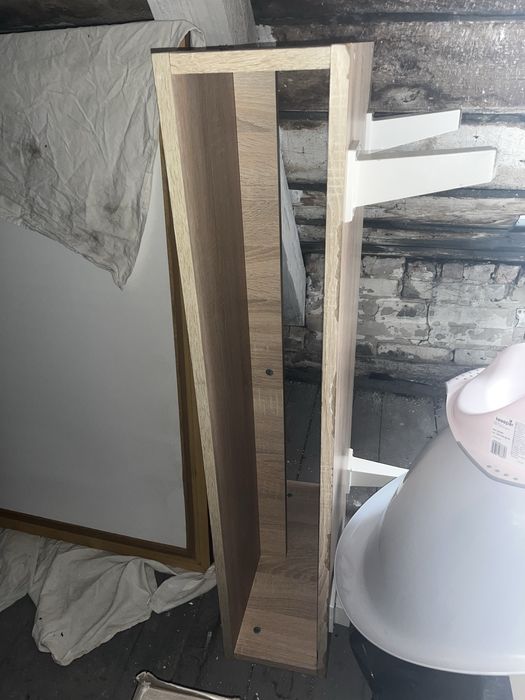 Szafka pod rtv jasny braz biale nogi