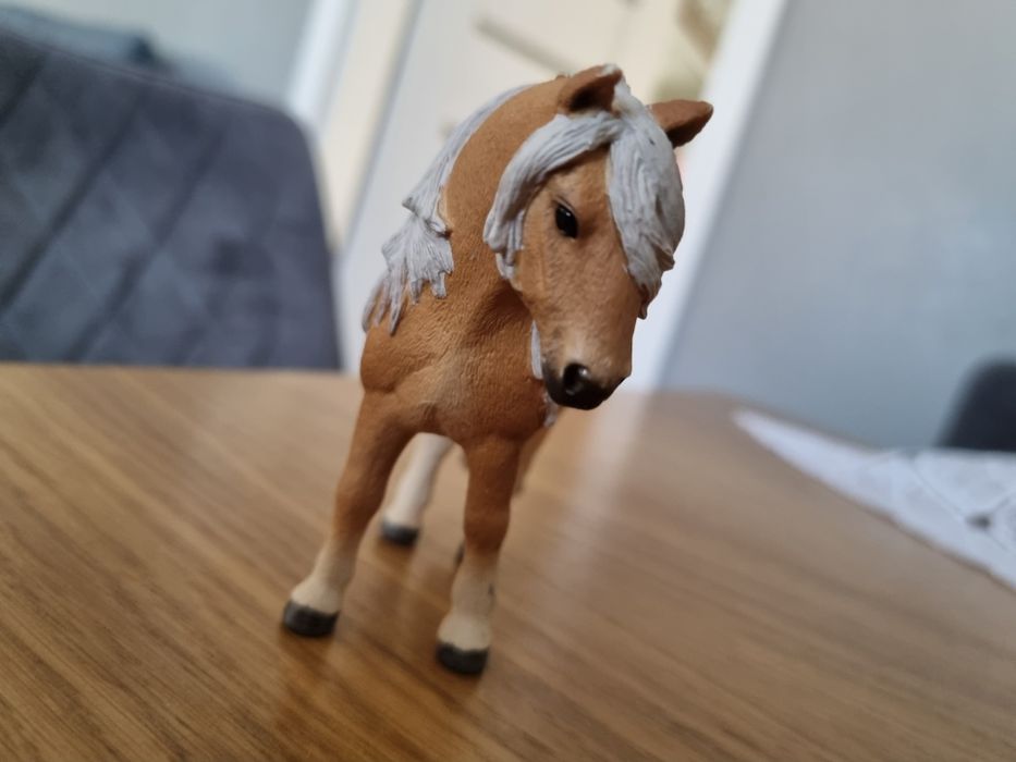 Kucyk schleich figurka