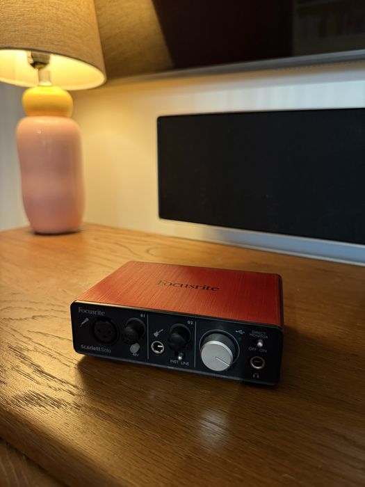 Focusrite scarlett solo interfejs i sluchawki KRK