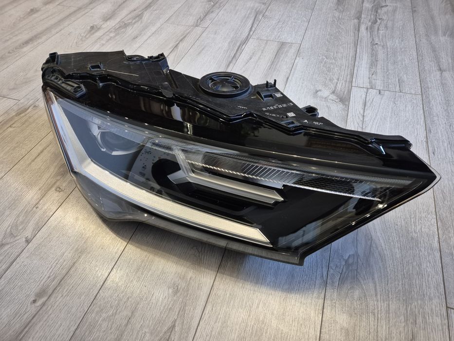 Фара права Audi Q7 4M 2021-2024 USA