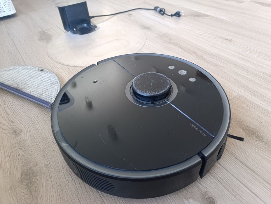 Робот пилесос Roborock s50 у хорошому стані
