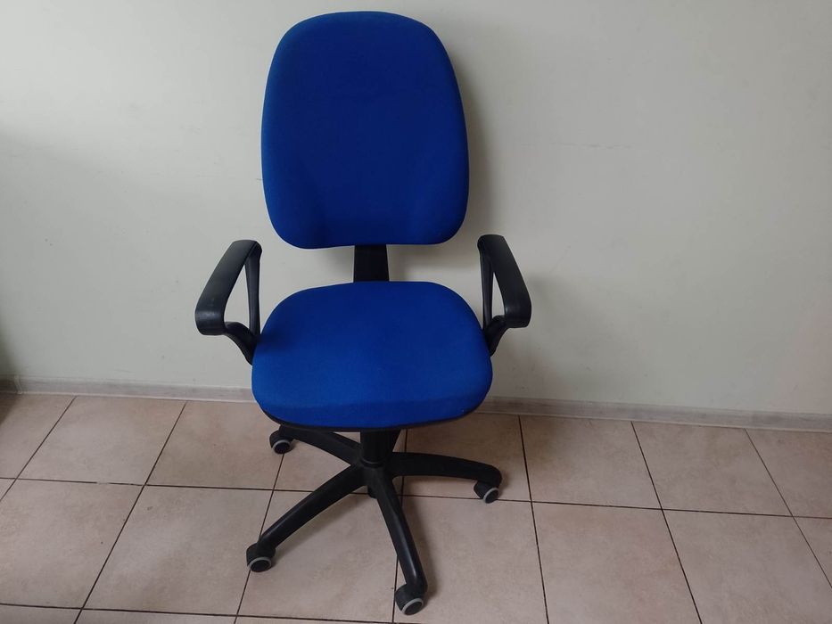 Krzesło obrotowe szkolne biurowe