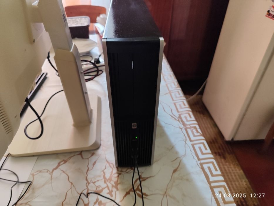 продам комплект компютер для роботи і не мочних ігор