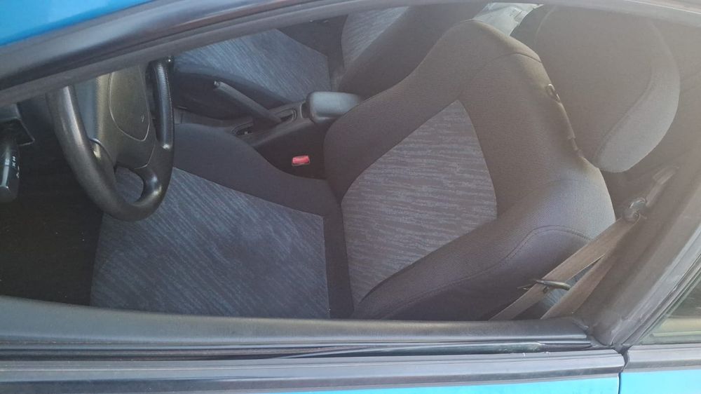 Mazda 323f 98 para peças