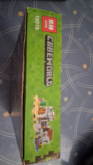Конструктор лего minecraft 18019