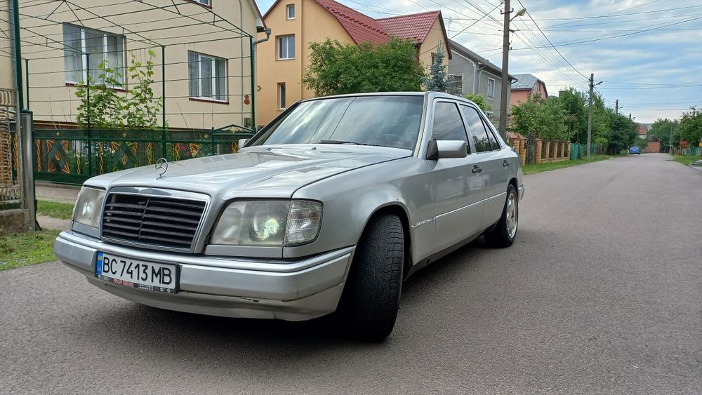 W124 Mersedes Benz 2.0 газ/бензин