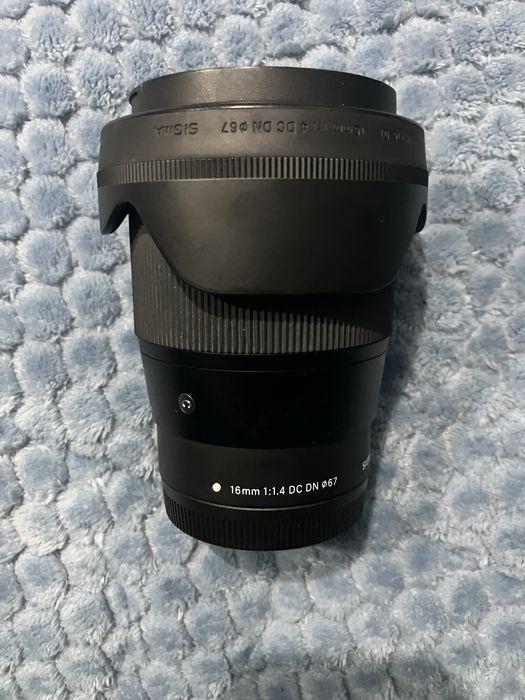 Lente sigma 16mm