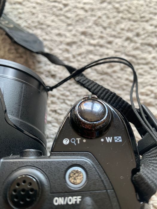 Nikon Coolpix L120 14mp zoom 21x