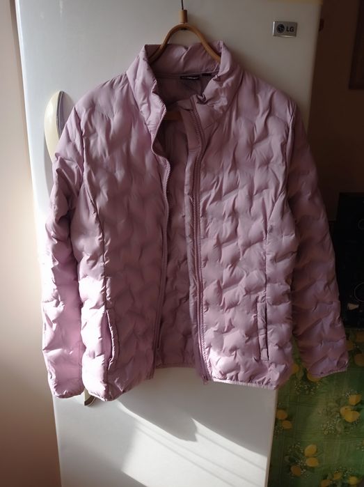 Курточка від CRANE