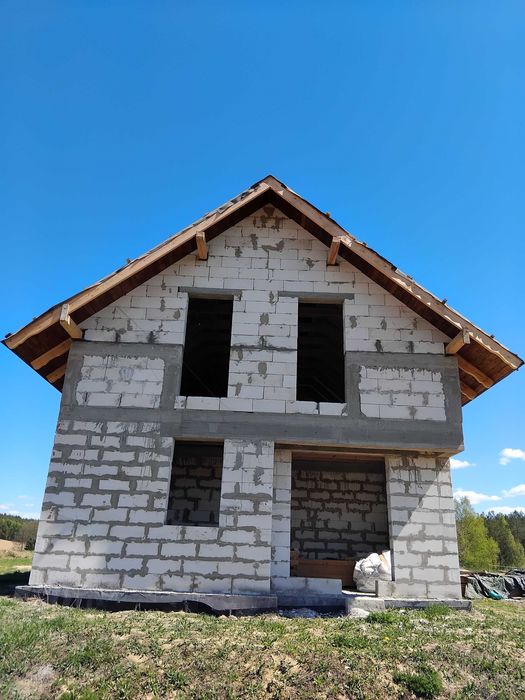 Sprzedam dom w stanie surowym otwartym o powierzchni 90 m2