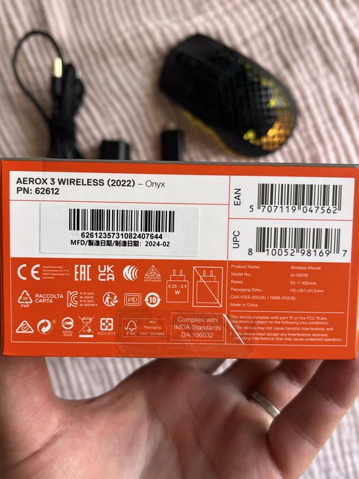 Rato Wireless SteelSeries Aerox 3 Black (Ultra Leve / Como Novo)