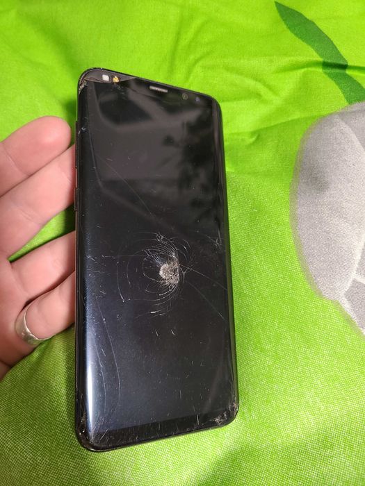 Samsung s8plus 4/64