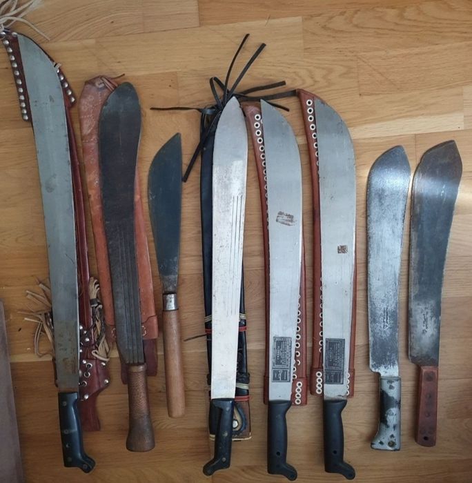 Мачета  дивіться фото