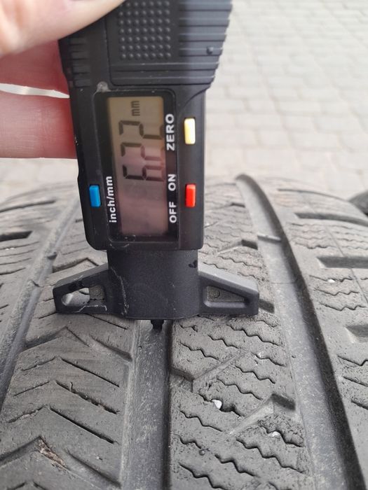 Opony 225/50R17 Vredestein