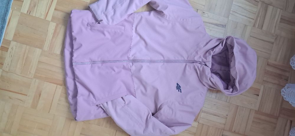 4f kurtka zimowa rozm 152