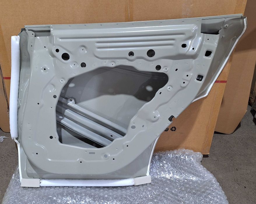 Двері Tesla Model Y Model 3 Тесла 3 Тесла Y