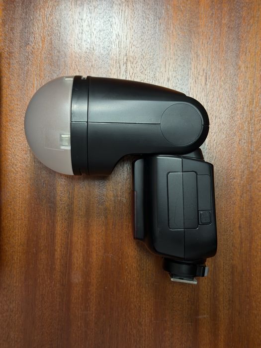 Flash Godox V1-C para Canon
