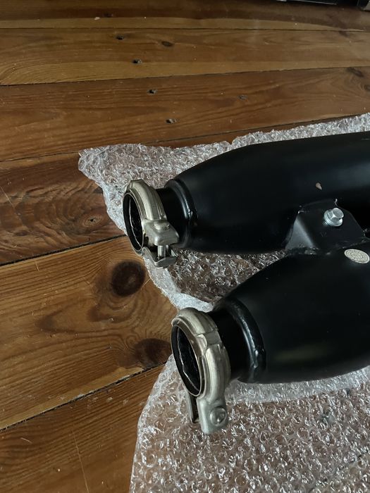 Tłumiki wydechy Indian Scout Bobber Twenty
