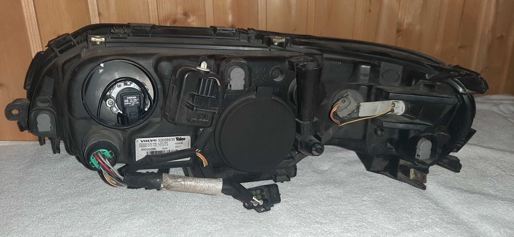 Lampa samochodowa żarówki H7 VOLVO S60 V70 LIFT