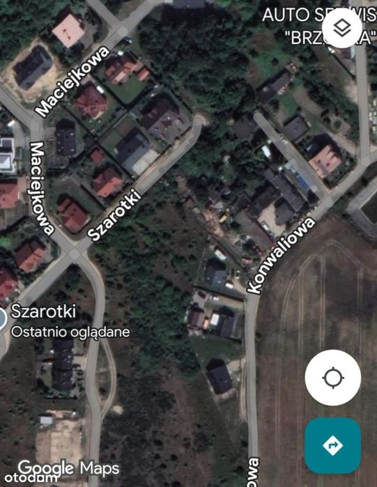 Działki dwie: można złączyć w jedną lub wybudować bliźniak.