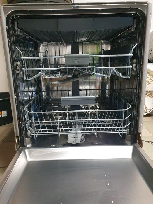 Zmywarka BEKO 60cm DFN26422X