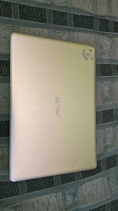 Asus VivoBook Pro N580GD i7-8750H 256GB Złoty GTX1050