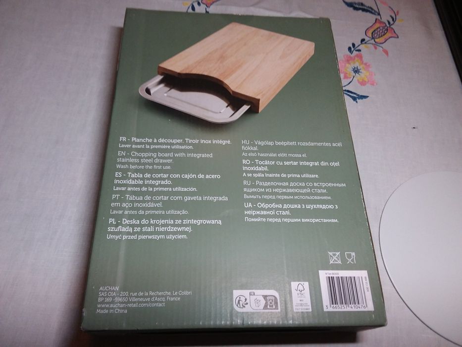 Tábua de corte com tabuleiro de inox  NOVA
