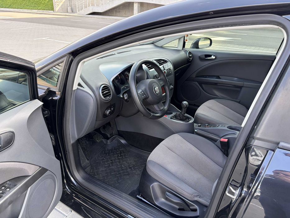 SEAT Leon STYLE 1.6 102 к.с.