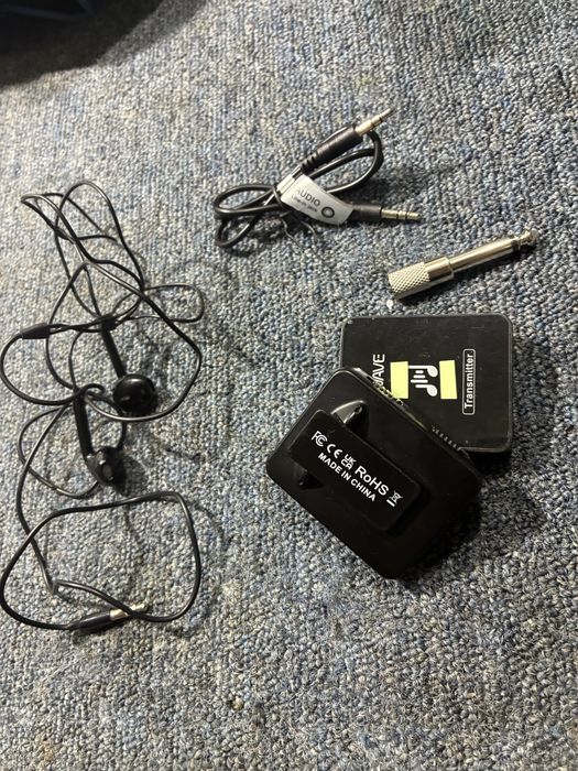 Sistema in ear M-vave