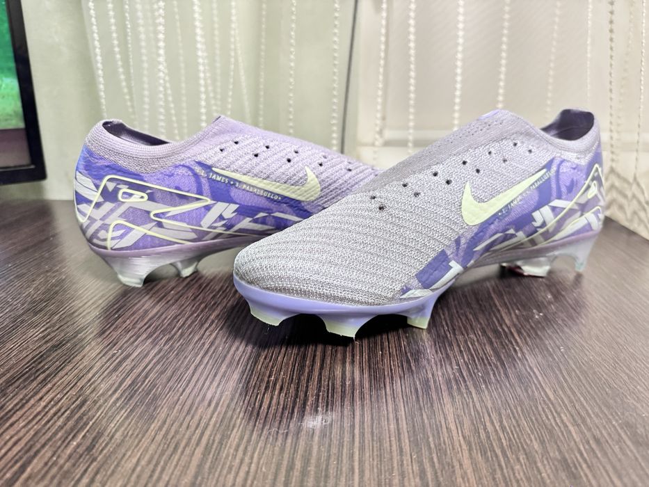 Бутси Футбольні MERCURIAL