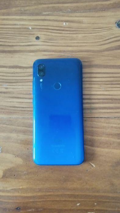 Продам Xiaomi redmi 7