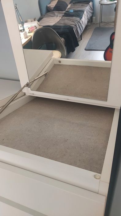 Camiseiro Malm Ikea