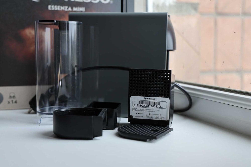 Капсульная кофемашина | KRUPS XN110110 Nespresso C30 Essenza Mini