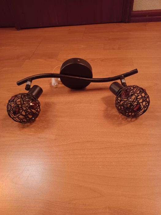 Candeeiros em bronze castanho