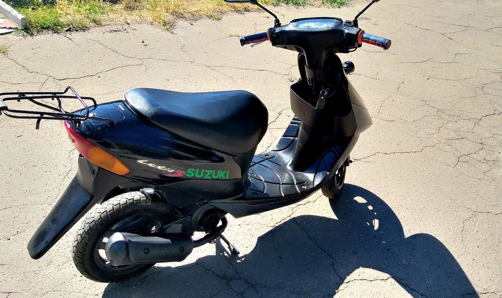 Скутер Suzuki Lets 2