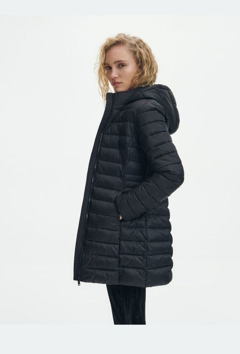 Весняна жіноча чорна куртка S Колір чорний. Розмір 42-44.  Безрукавка