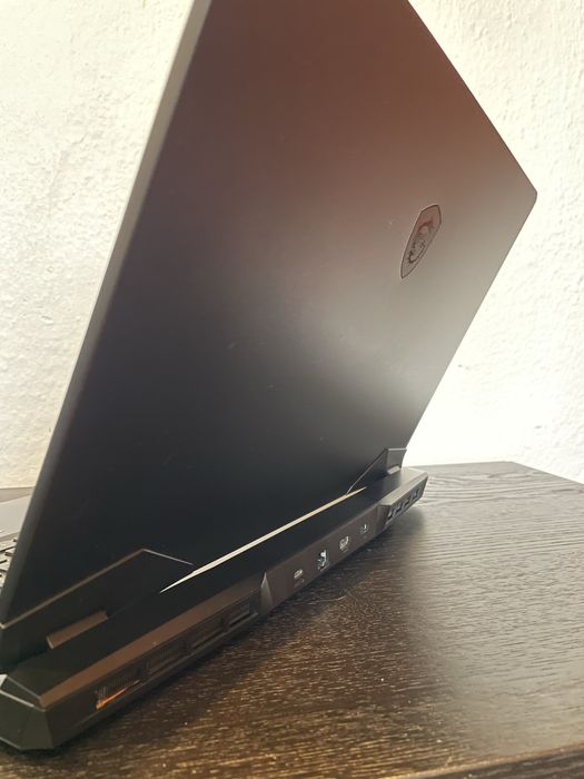 Portátil gaming MSI GP76 leopard 10UG (i7 /RTX3070 8gb/16gbram)